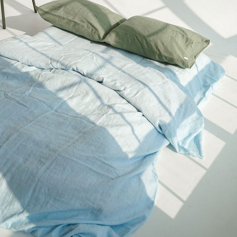 silk pillowcase in box